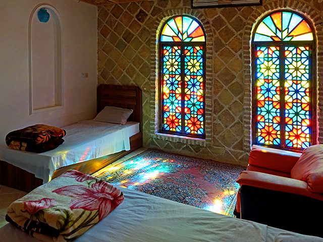 hotel shiraz chambre triple